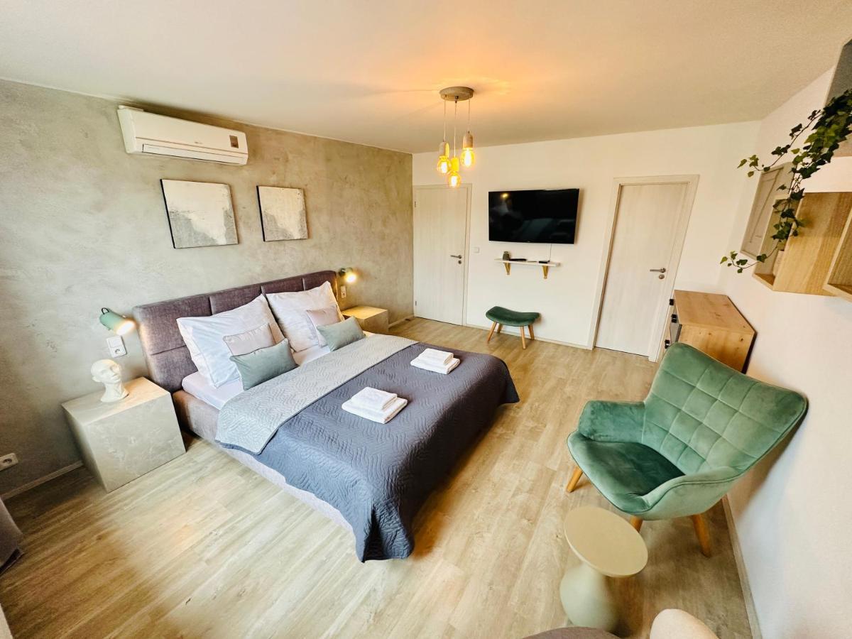 Beautiful Apartment Dlouha Praag Buitenkant foto