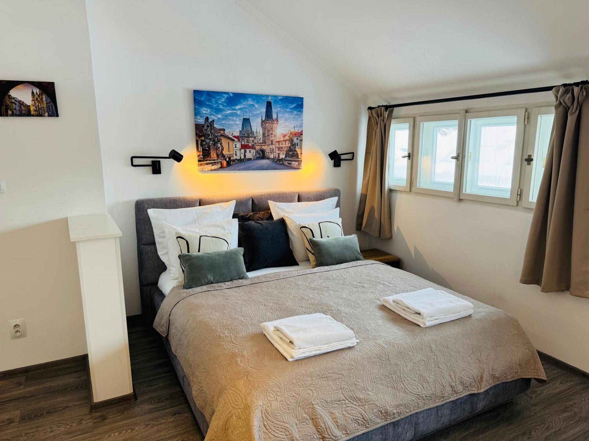 Beautiful Apartment Dlouha Praag Buitenkant foto